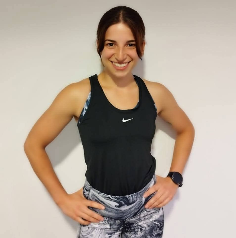 Vicky — πιστοποιημένη προπονήτρια personal training (NASM-CPT) στην Αθήνα